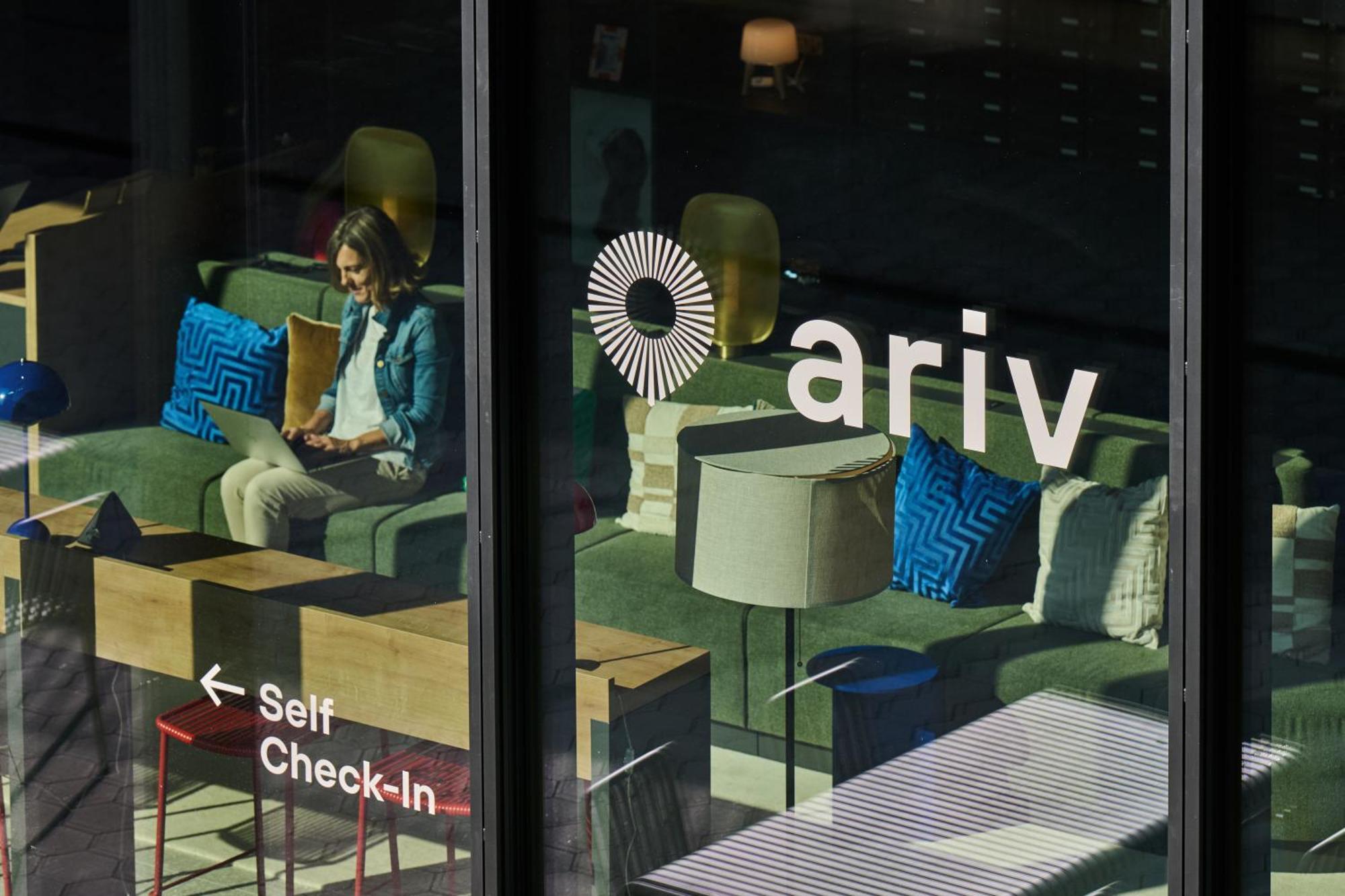 Ariv Design Hotel Zug Steinhausen Екстериор снимка